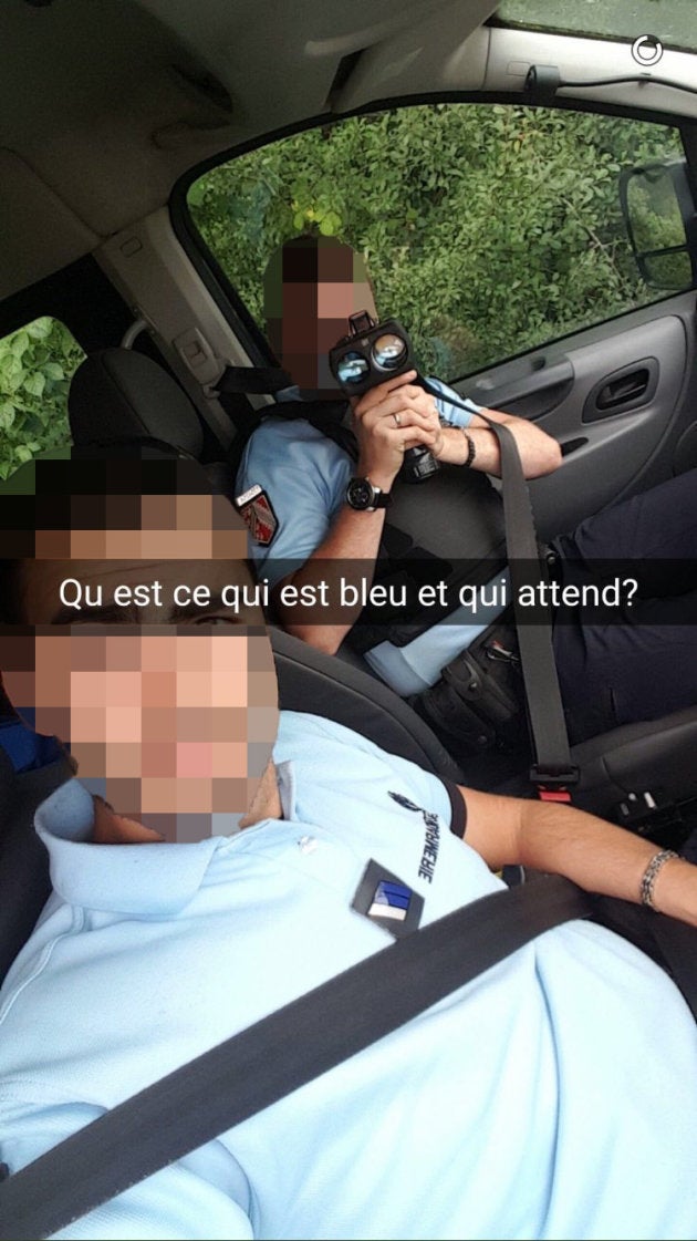 Gratuit Images Cette Version De La Blague Qu Est Ce Qui Est Jaune Et Qui Attend le plus cool par