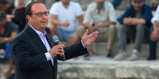François Hollande prononce un discours à Arles, le 21