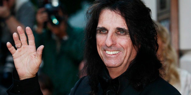 Le Hard Rockeur Alice Cooper Retrouve Une Toile Dandy - 