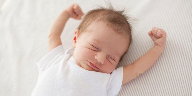 Le Probleme Des Tetes Plates Chez Les Bebes Va Etre Etudie Par La Haute Autorite De Sante Le Huffington Post Life