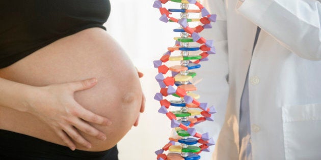 Un Bebe Ne De Trois Parents Grace A Une Technique Qui Pose De Graves Questions Le Huffington Post Life