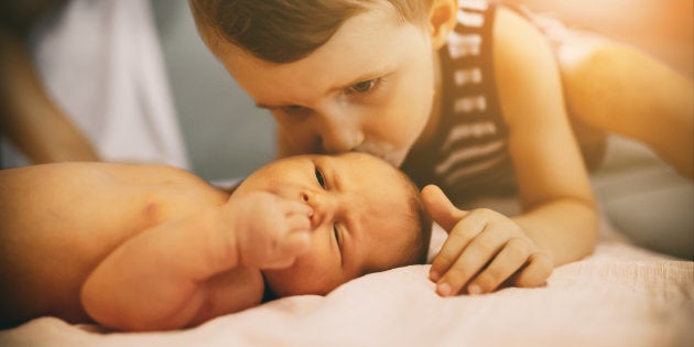 Jamais Je N Aurais Cru Que Mon Fils Aine Serait Autant Perturbe Par La Naissance De Sa Soeur Le Huffington Post Life Jamais Je N Aurais Cru Que Mon Fils Aine Serait Autant Perturbe Par La Naissance De Sa Soeur Le Huffington Post Life