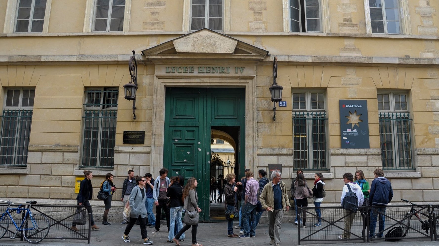 Le classement 2017 des lycées de France qui ont 100 de réussite au bac