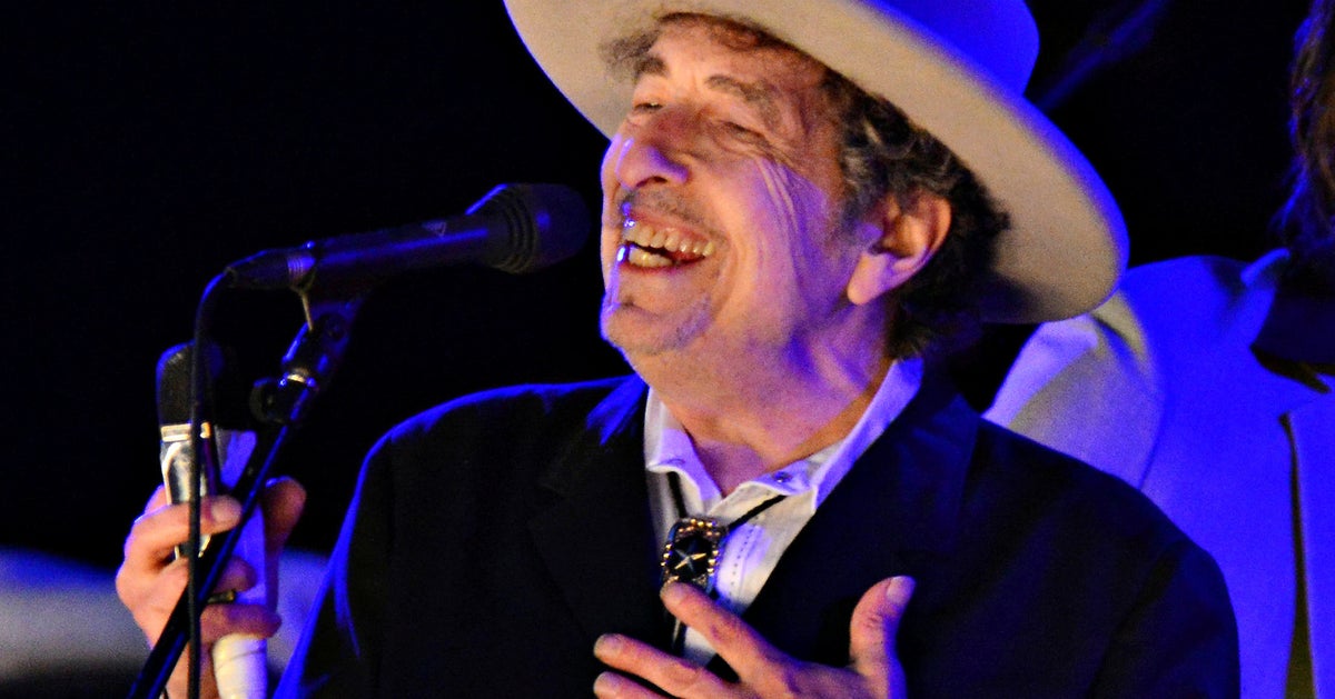 Musicien Ayant Reçu Le Prix Nobel De La Littérature Bob Dylan a (enfin) reçu son prix Nobel de littérature | Le HuffPost