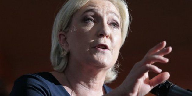 Marine Le Pen tente de se justifier sur le Vel d'Hiv, mais n'arrive pas à calmer les