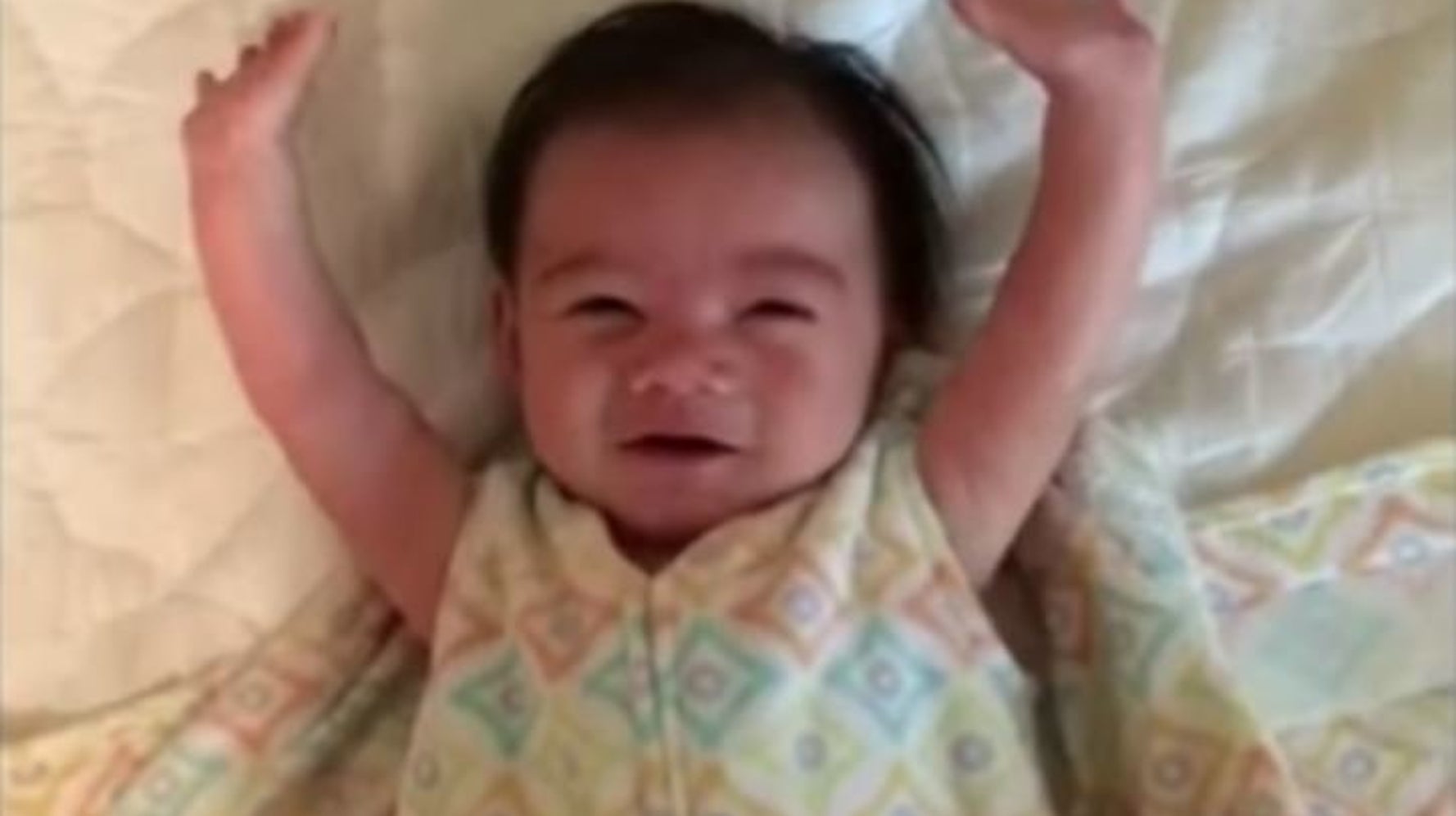 Ce Bebe Vous Montre La Meilleure Facon De Se Reveiller Le Huffpost