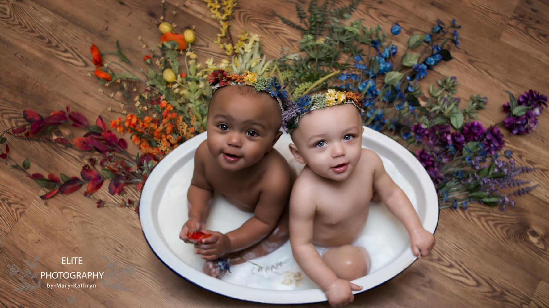 Ces Bebes Ne Sont Pas Seulement Sœurs Elles Sont Jumelles Le Huffington Post Life