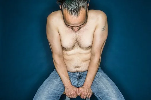 PHOTOS. 19 hommes parlent de leurs complexes et posent torse nu | Le Huffington Post LIFE