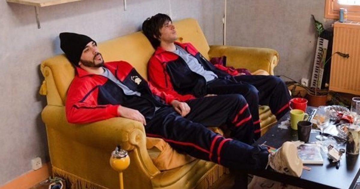 Films Et Séries Tv Avec Orelsan VIDÉO. Orelsan dévoile la bande-annonce de son premier film "Comment c