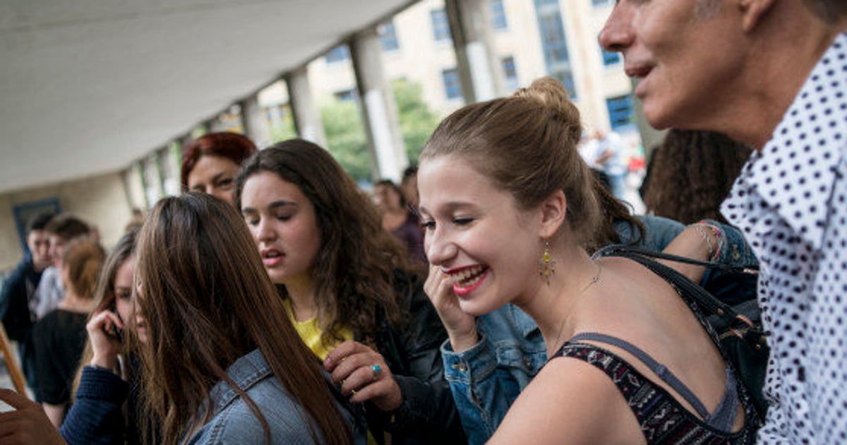 Taux de rÃ©ussite au bac: record Ã 87,9% pour l'Ã©dition 2014 | Le HuffPost