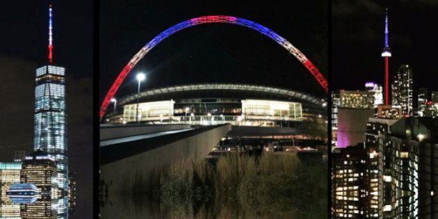 PHOTOS. Après les attentats de Paris, des monuments comme le World Trade Center et Wembley s'illuminent...