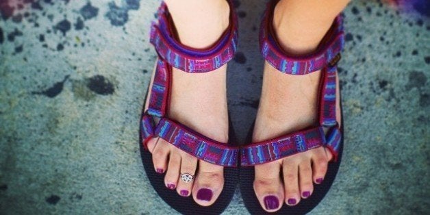 teva sandales