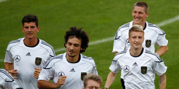 Ces Joueurs Cadres De L Allemagne Qui Vont Rater La Demi Finale Contre La France A L Euro 2016 Le Huffpost