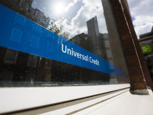 half-of-universal-credit-claimants-have-money-deducted-from-payments