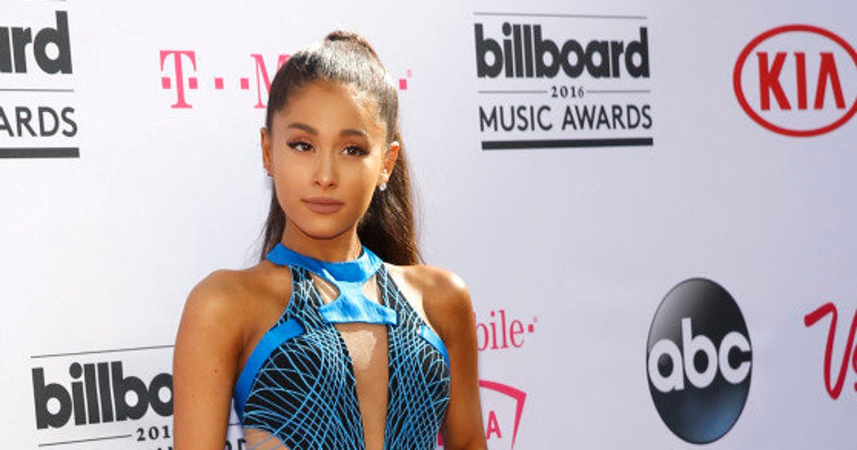 Ariana Grande S Est Fait Une Frange Le Huffpost
