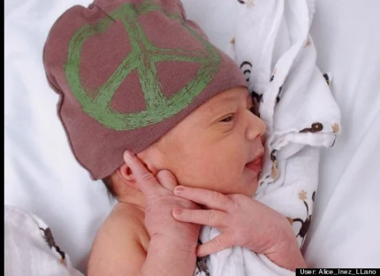 Les Bebes Sont Deja Doues De Conscience A L Age De 5 Mois Revele Une Etude Le Huffington Post Life