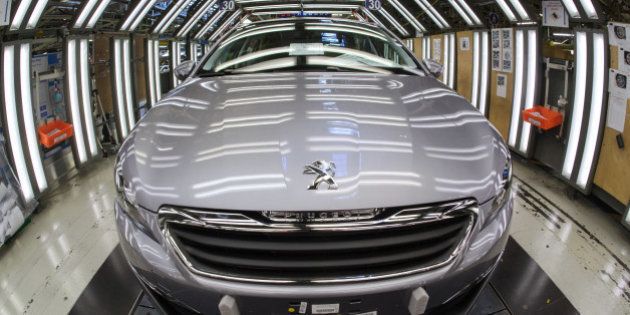 La prochaine grande berline Peugeot sera équipée d'une conduite