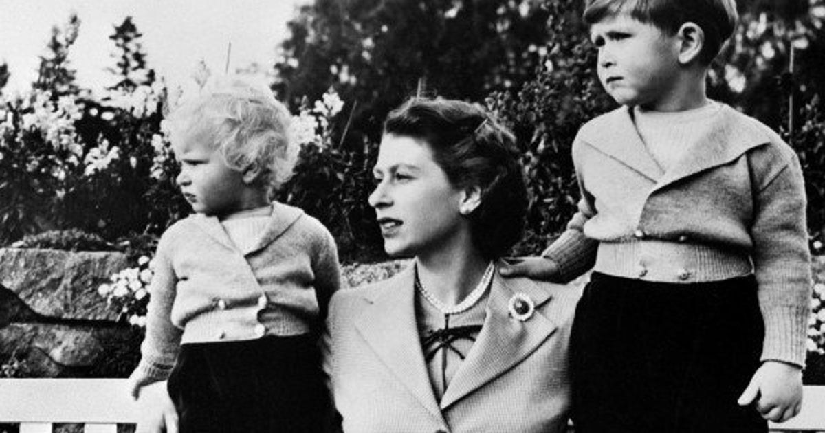 Les Parents De La Reine Elizabeth 2