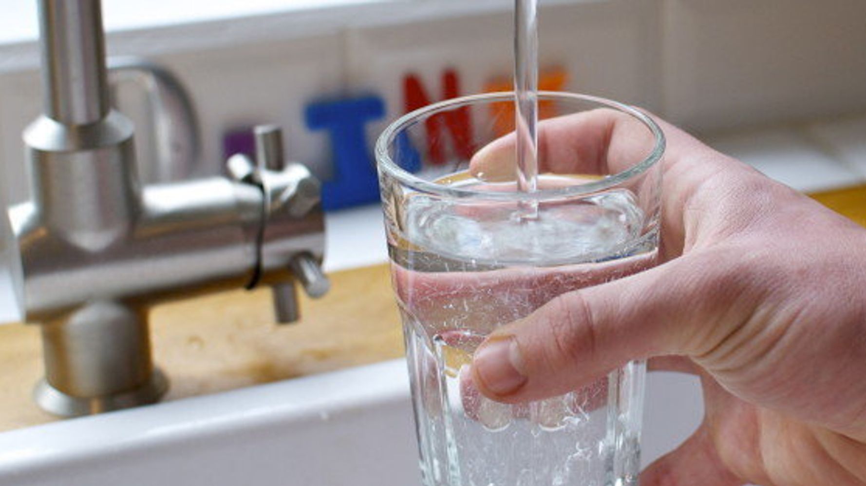 Eau du robinet: 1,5 million de Français boivent une eau de mauvaise