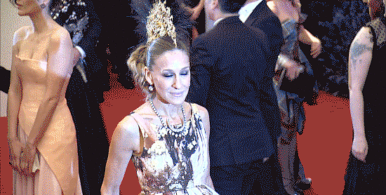 Oscars 2014: Les meilleurs (et les pires) moments de Jennifer Lawrence sur le tapis