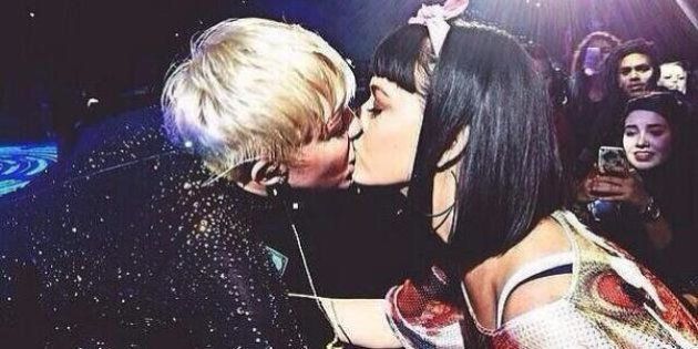 VIDEO. Katy Perry explique pourquoi elle a refusé d'embrasser Miley Cyrus à son