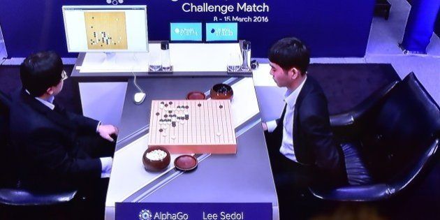 Le champion du monde du jeu de go perd son match face à l'ordinateur AlphaGo de