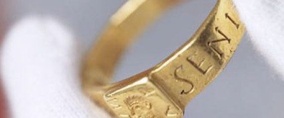 PHOTO. L'anneau de J.R.R. Tolkien: on a retrouvé le bijou romain qui aurait inspiré