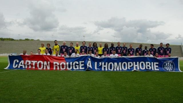 Recul De La Lutte Contre L'homophobie Dans Le Football: Faut-il Un Mort ...