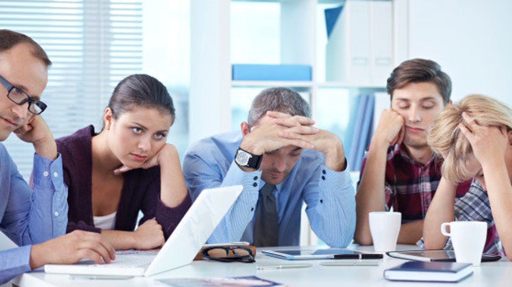 Reunions De Travail 6 Chiffres Qui Montrent Que Les Salaries Souffrent De Reunionite Le Huffington Post Life