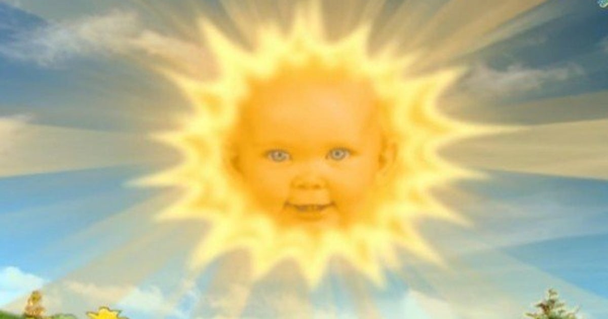 Le Bebe Des Teletubbies Sort De L Ombre 19 Ans Plus Tard Le Huffpost