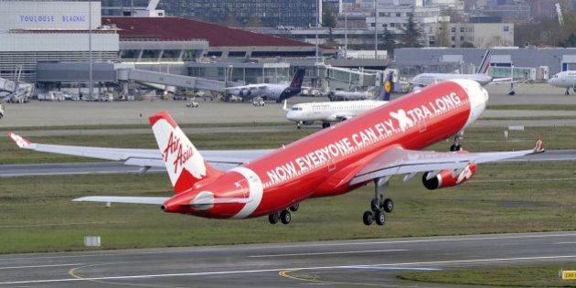 Un avion d'AirAsia disparaît entre l'Indonésie et Singapour avec 162 personnes à