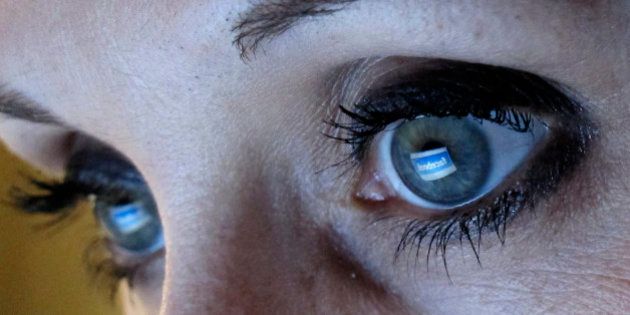 Vie privée : Facebook cherche à traquer les mouvements de votre