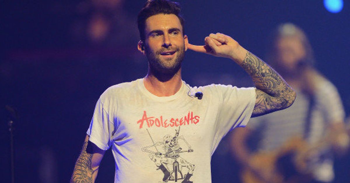 Adam Levine élu homme le plus sexy au monde de l'année 2013 | Le HuffPost