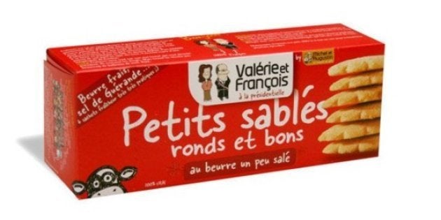 Biscuits Carla Et Nicolas La Distribution Au Qg De L Ump Fait Reagir Le Huffpost