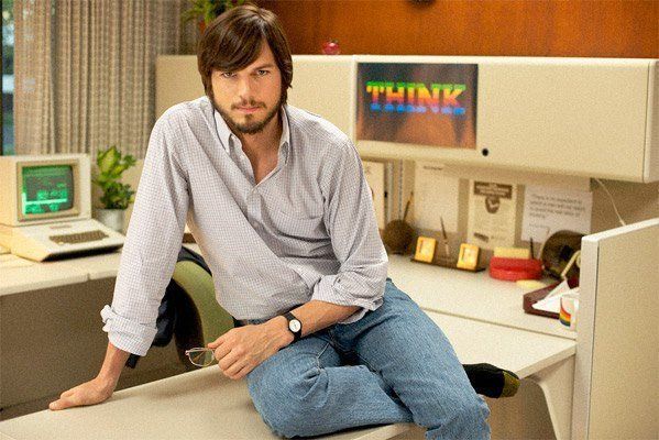 Ashton Kutcher dans le biopic consacré à Steve Jobs : une image