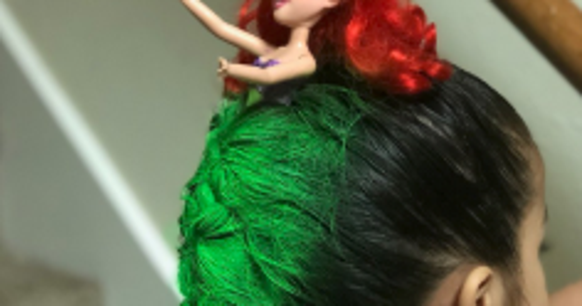 まさに人魚そのもの ママが作り上げた娘のマーメイド ヘアが本気すぎる ハフポスト まさに人魚そのもの ママが作り上げた娘のマーメイド ヘアが本気すぎる ハフポスト