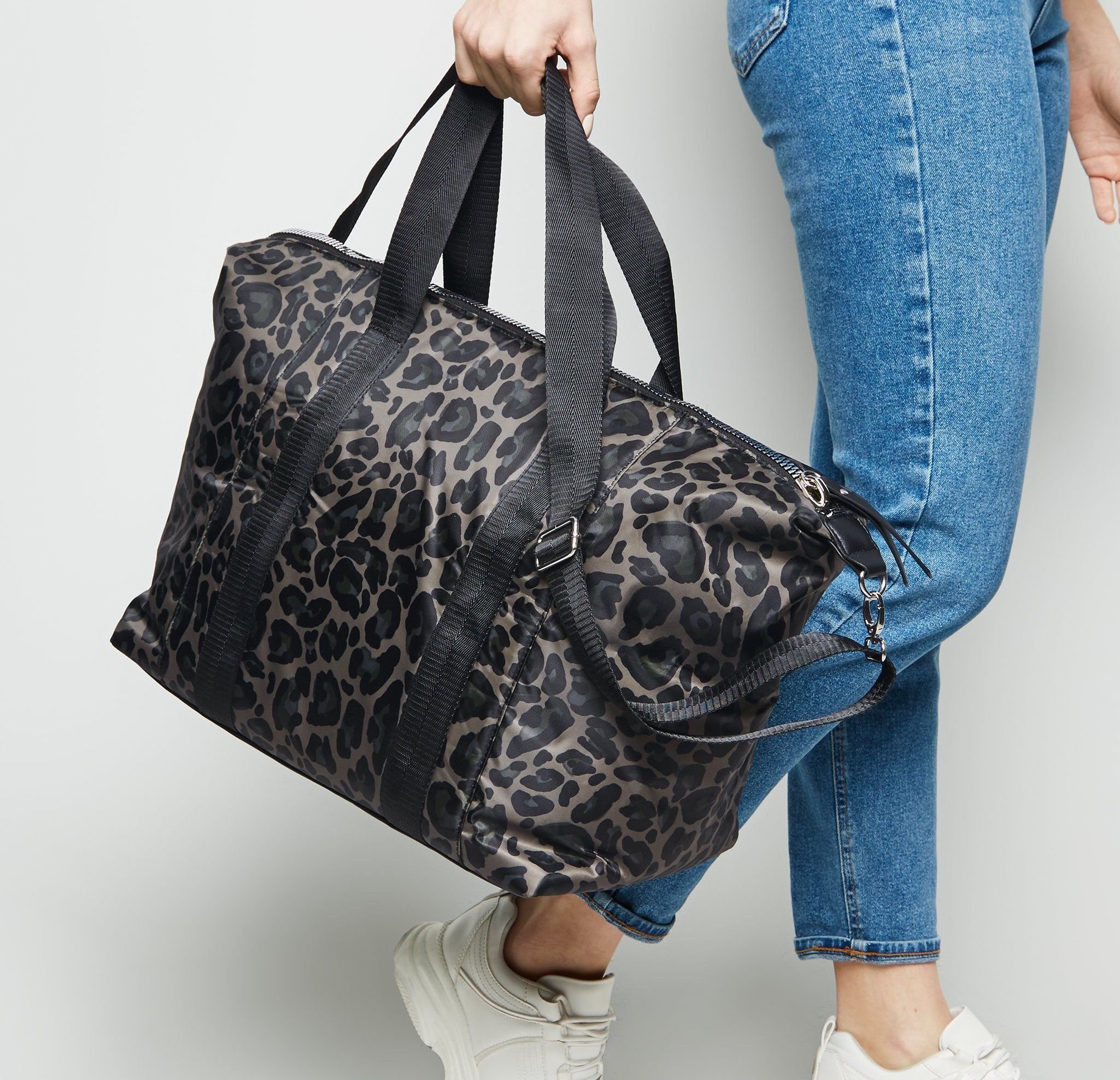 new look weekend bags