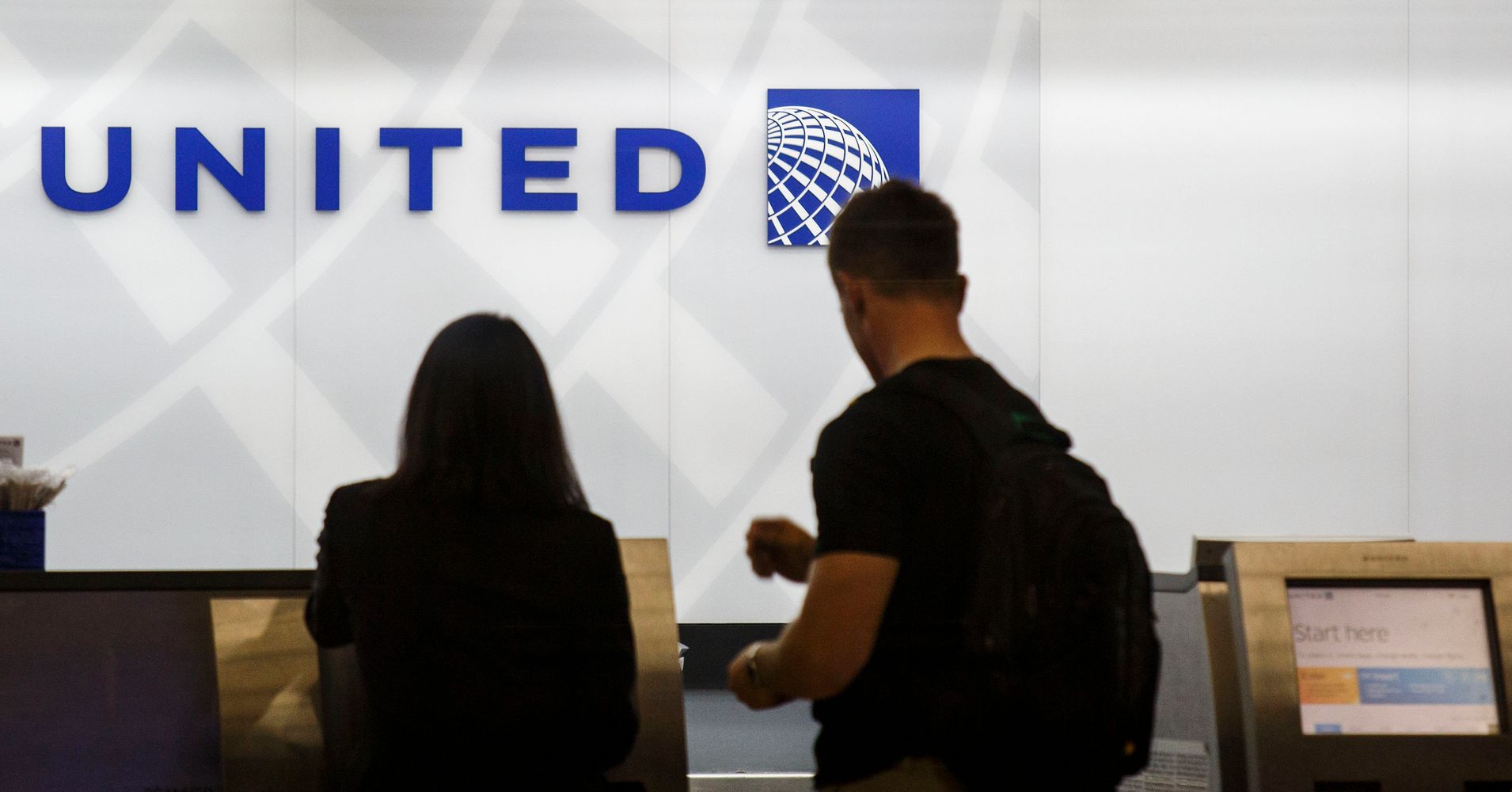 united becomes first airline to offer non-binary gender options