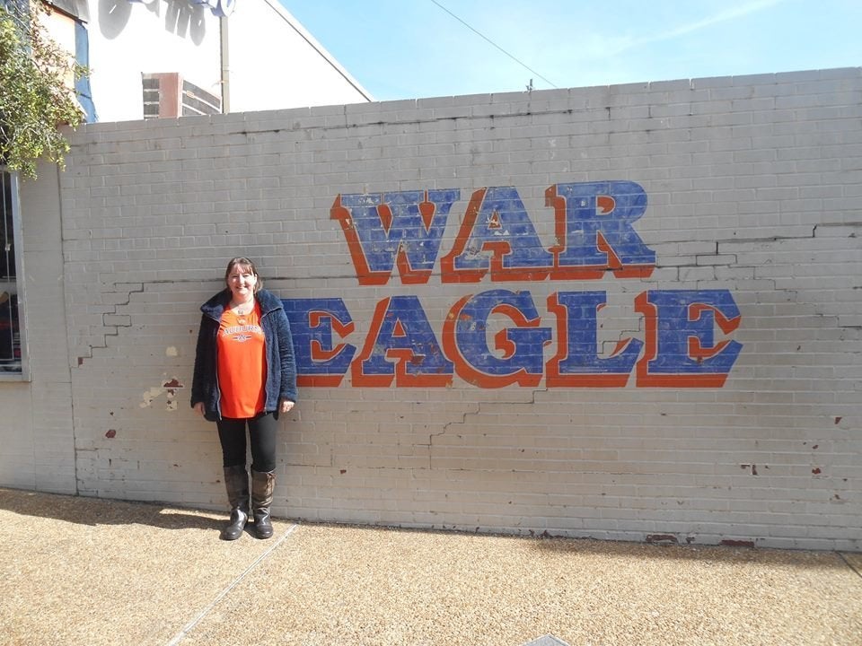 Dee in Auburn, Alabama