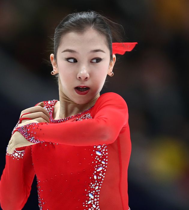 トゥルシンバエワが女子初の4回転成功 優勝はザギトワ 紀平梨花は4位 世界フィギュア女子フリー ハフポスト