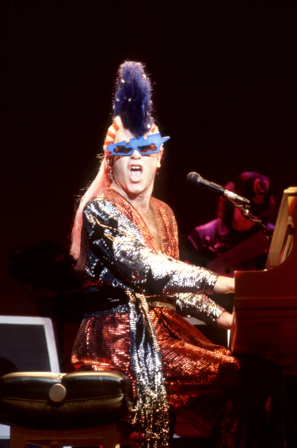 Elton John S Most Gloriously Over The Top Costumes Through The Years Huffpost Life