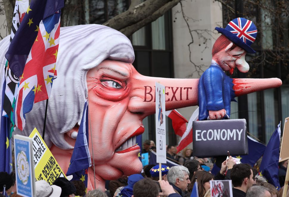 Demonstrators are marching in support of a further Brexit referendum.