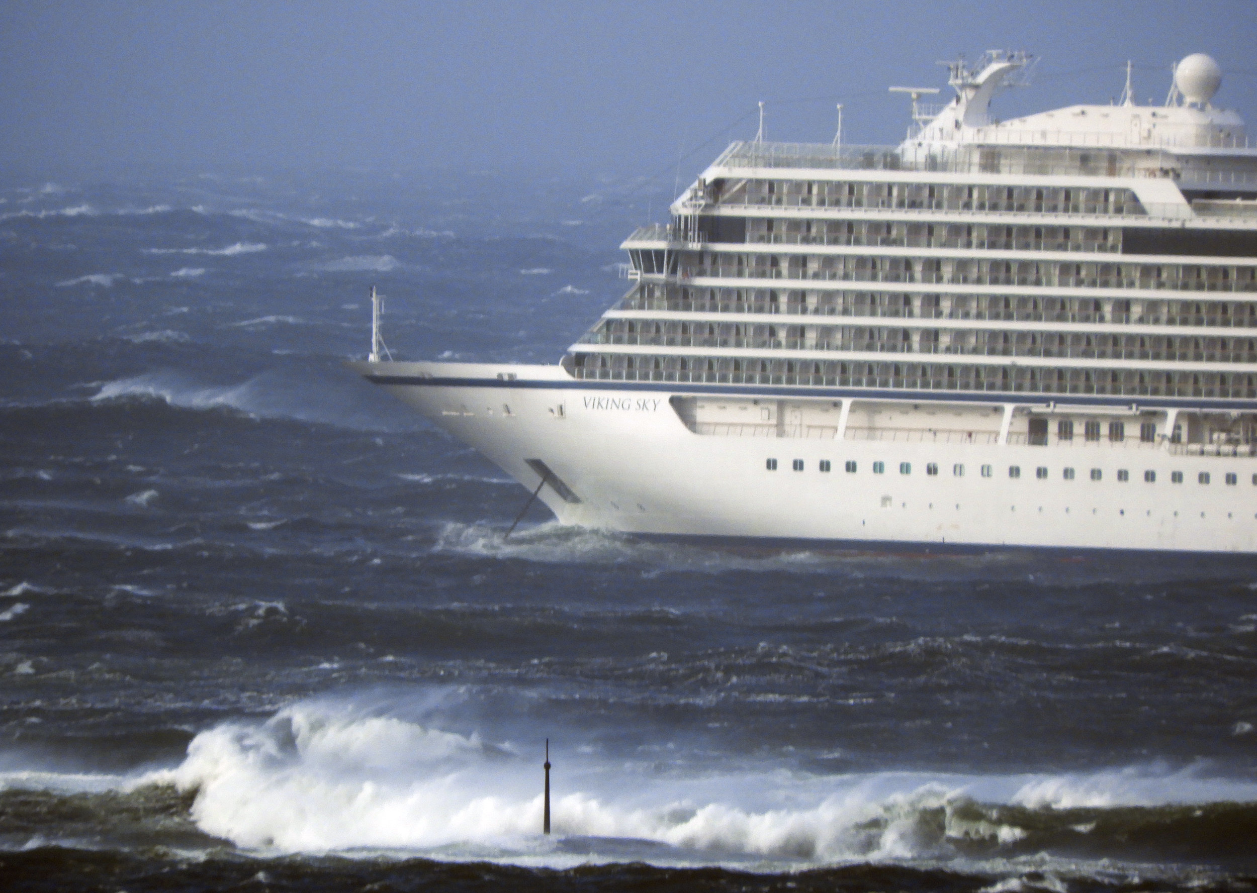 More Than 1,000 Cruise Ship Passengers Evacuated After Problems With ...