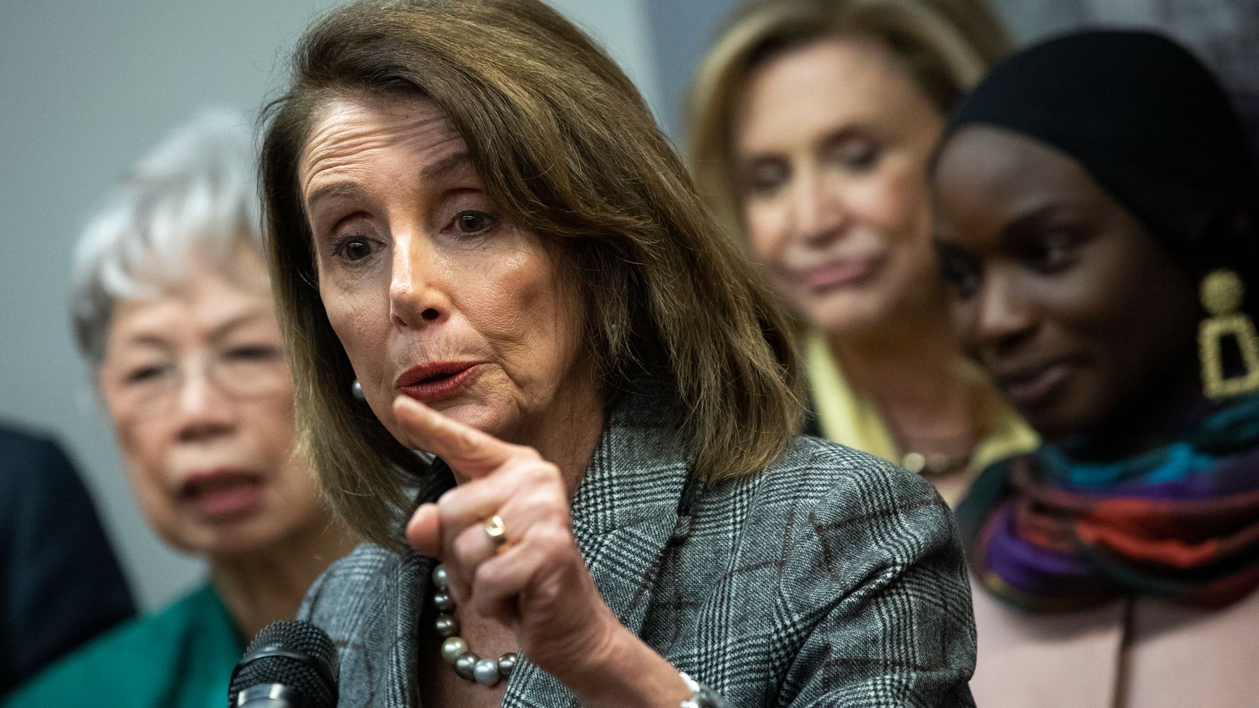 Nancy Pelosi Vows To Reject Classified Briefing On Mueller Report ...