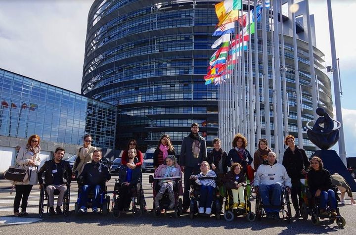  Η ομάδα της I- living στο Ευρωκοινοβούλιο