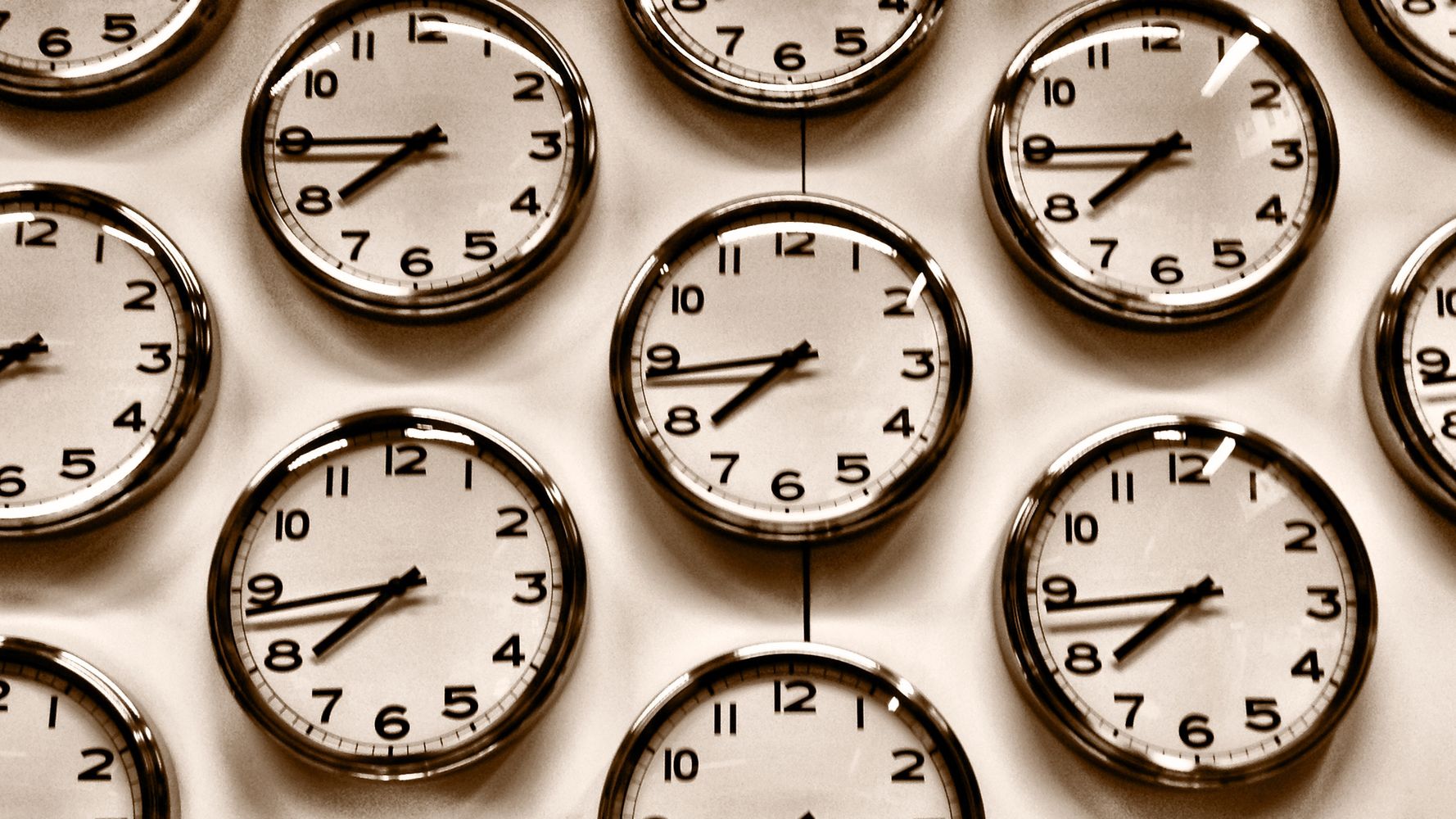 Цифры на часах разные. Текстура часов. Часы текстура. Обои для часов. Время картинки.