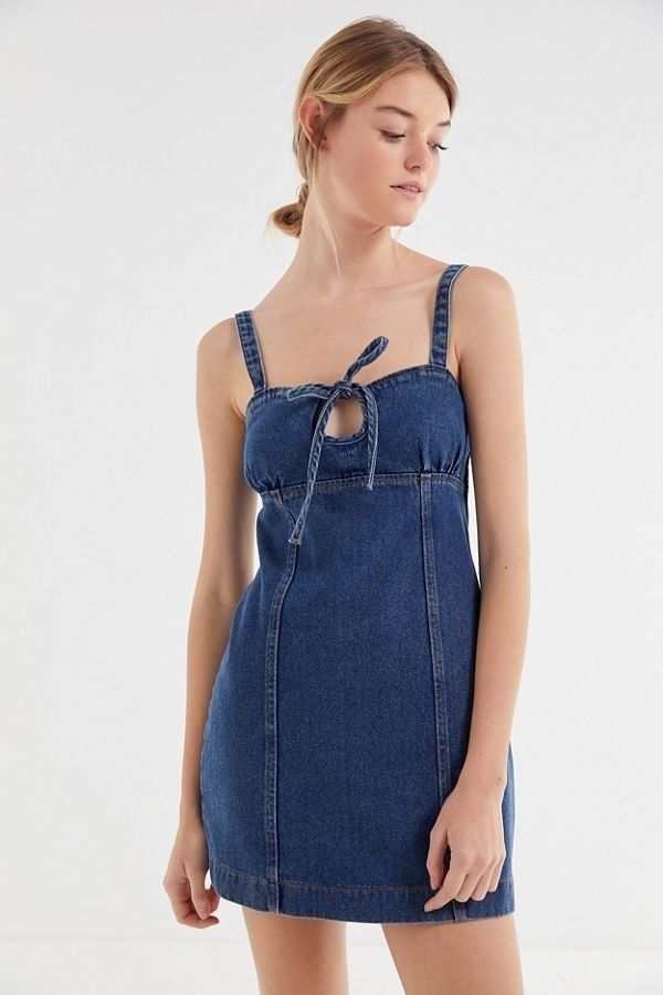 Warm-Weather Dresses Are Half Off At Urban Outfitters Today | HuffPost Life