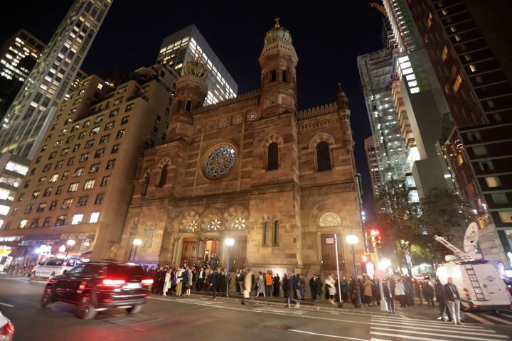 Central Synagogue is a historic Reform Jewish congregation located in midtown Manhattan. 