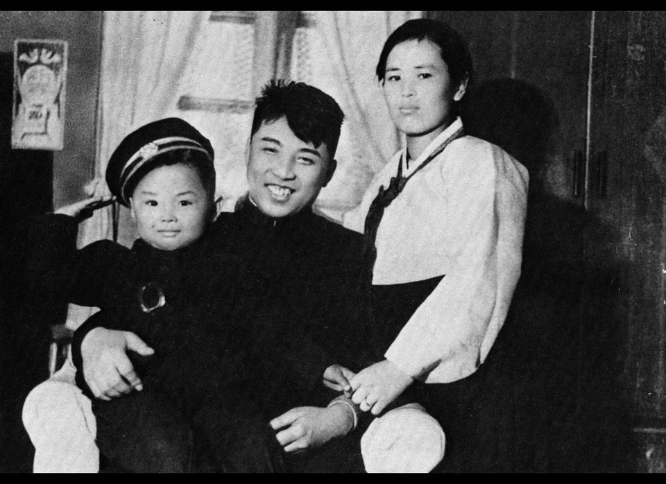 Kim Jong Il Dead: Timeline Of Leader’s Life | HuffPost The World Post