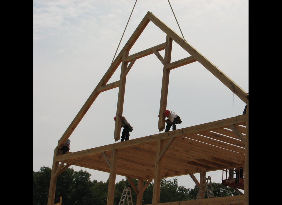 Amish Construction Workers